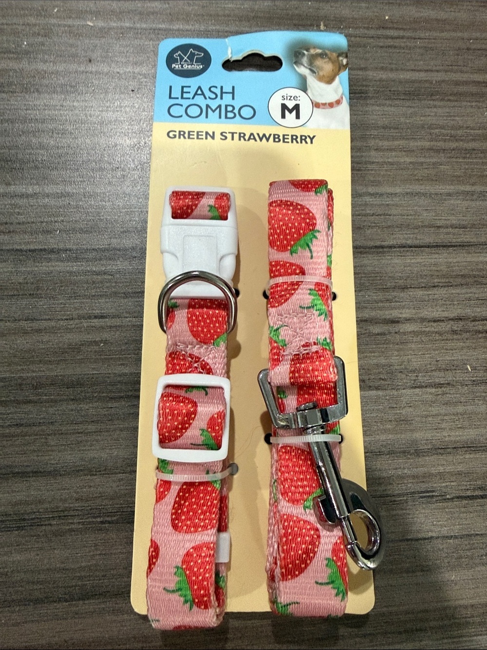 NWT Green Strawberry Dog Leash Combo - Medium